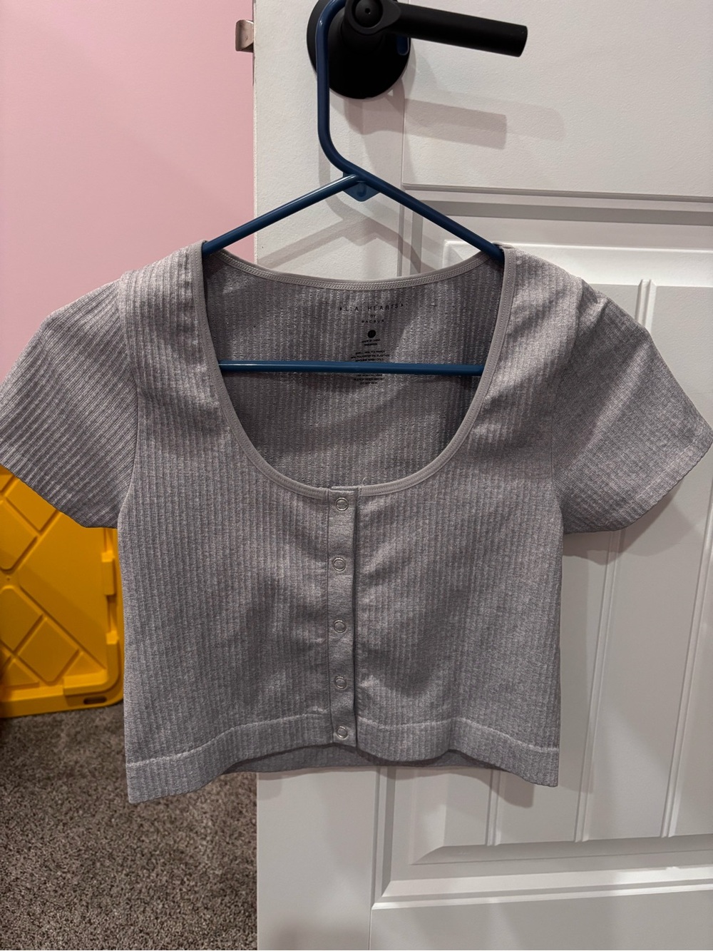 Women's Grey Ribbed Button-Front Crop Top medium